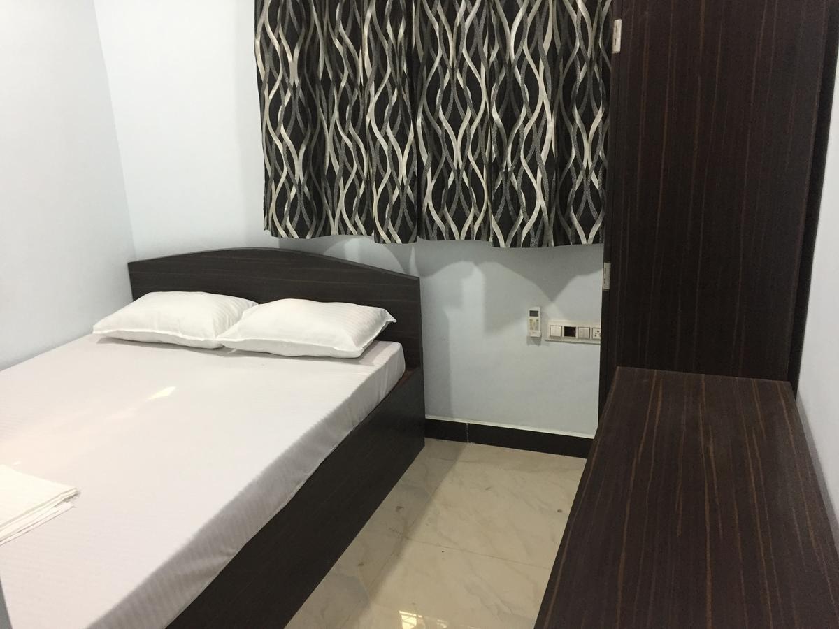 Anjali Home Мумбаї Екстер'єр фото