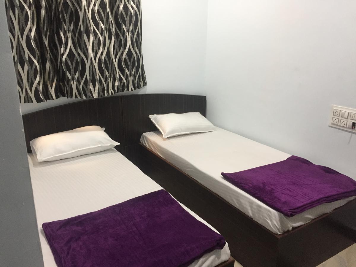 Anjali Home Мумбаї Екстер'єр фото